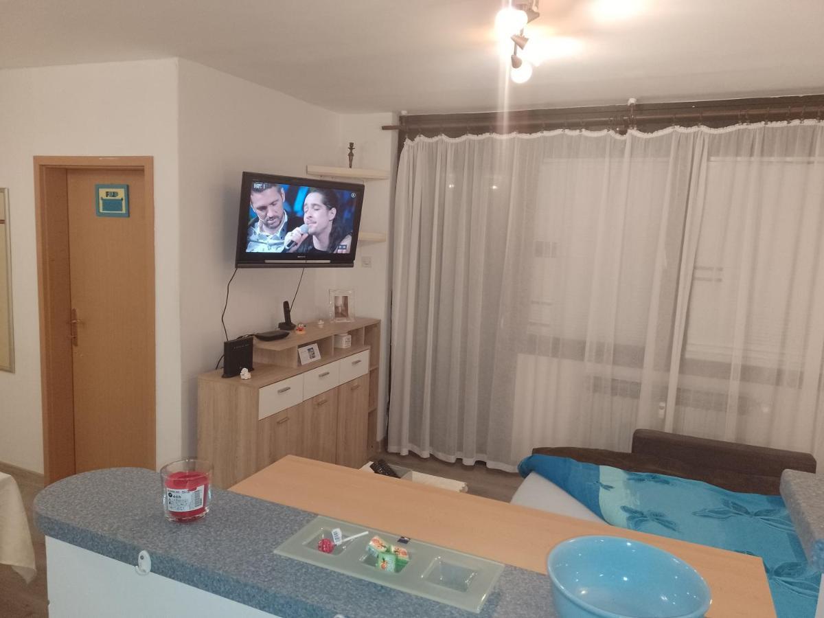 Апартаменти Apartman Ciblja Велика Гориця Екстер'єр фото
